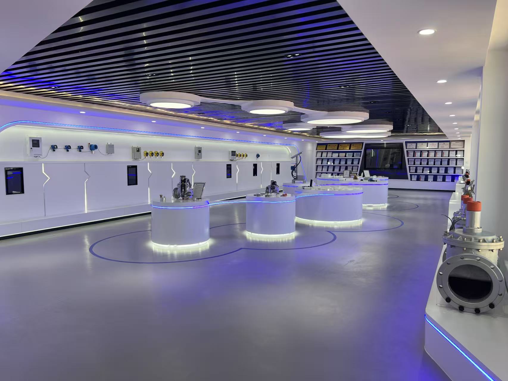 ��˾�L(f��ng)��